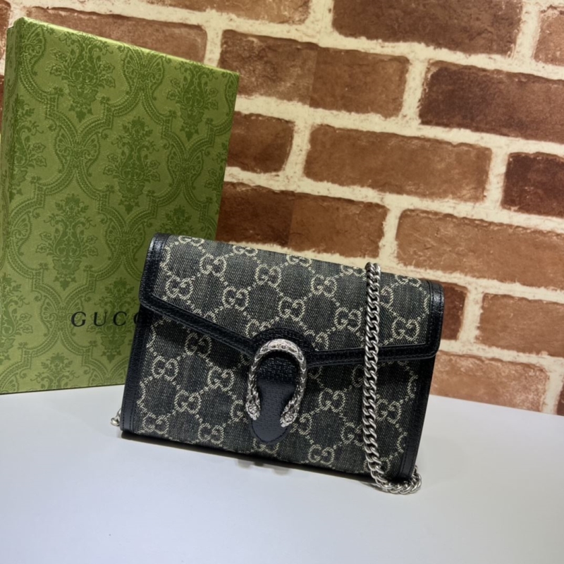 G*u*i wallets & purse